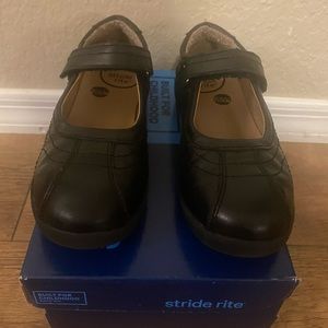 Stride Rite Little Girls Claire Black Mary Jane Leather Shoe